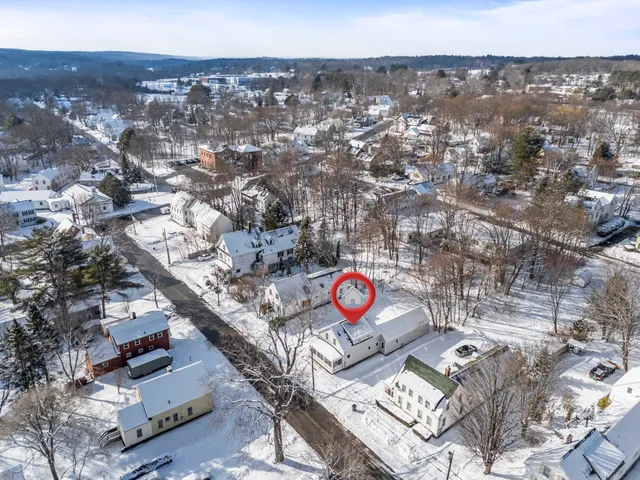 $369,900 | 20 Mt Vernon Street, Gardiner, ME 04345