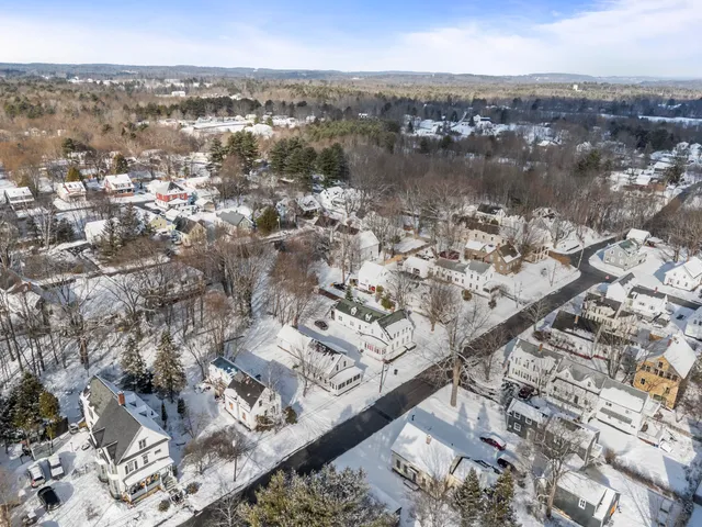 $369,900 | 20 Mt Vernon Street, Gardiner, ME 04345