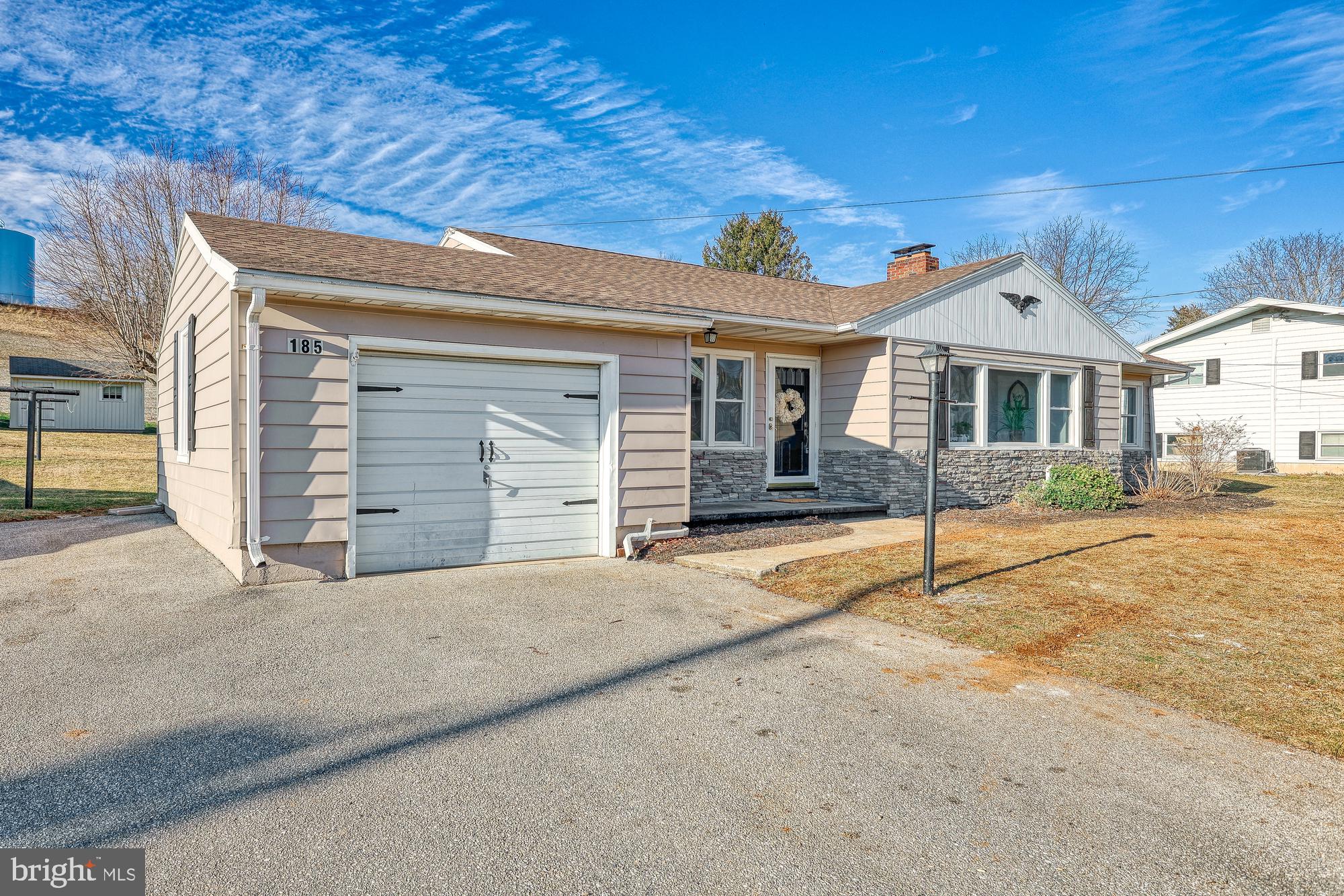 185 West Hanover Street Spring Grove, PA 17362 - Photo 4 of 66 Gallery Image 4