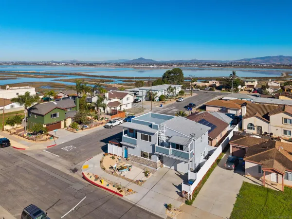 $1,299,000 | 413 Delaware Street, Imperial Beach, CA 91932