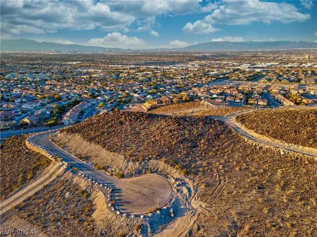 $4,999,199 | 348 Unicorn Hills Drive, Henderson, NV 89012