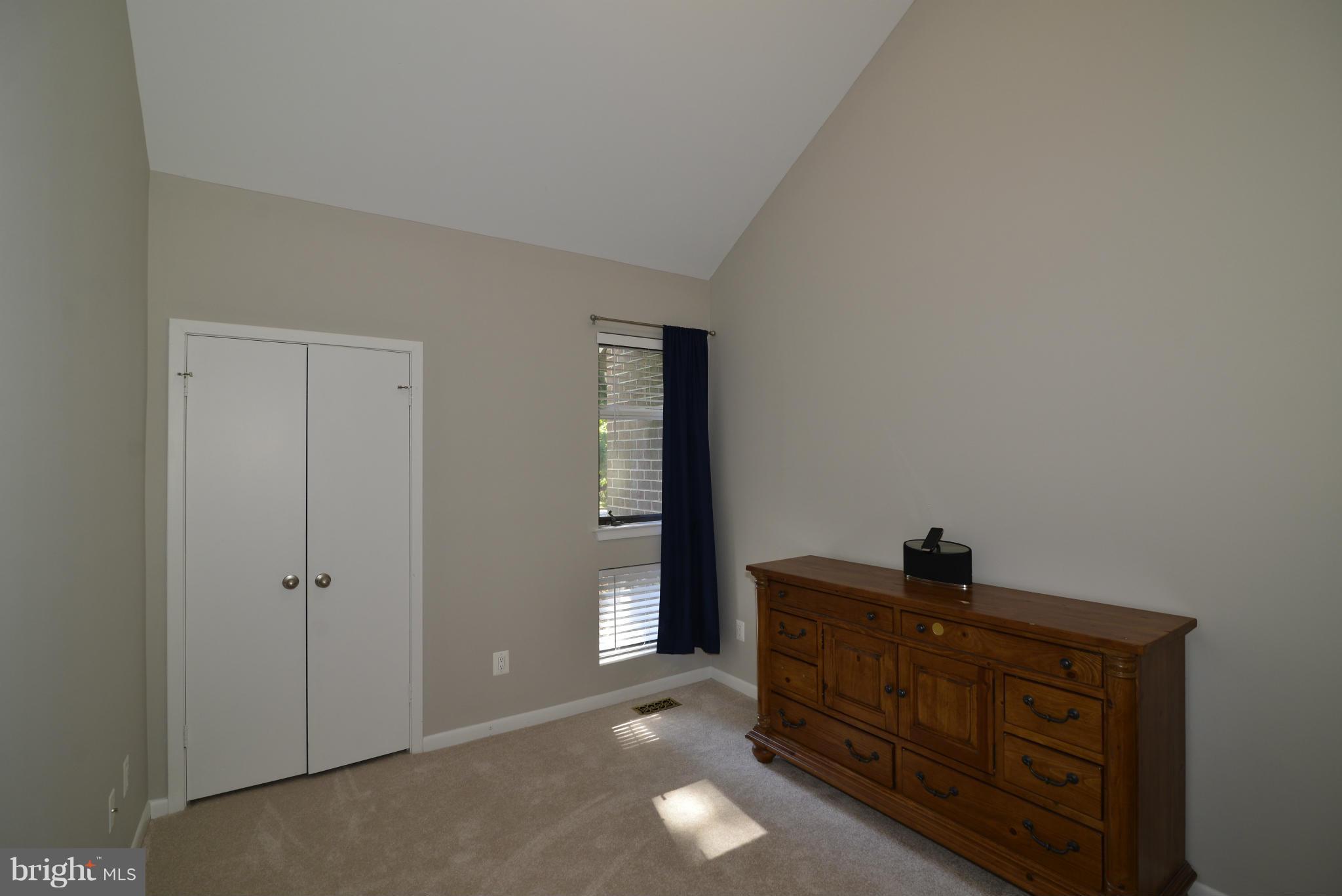 11019 Thrush Ridge Road Reston, VA 20191 - Photo 18 of 25 Bedroom