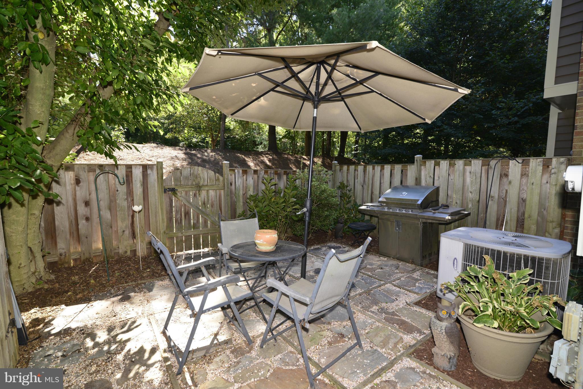 11019 Thrush Ridge Road Reston, VA 20191 - Photo 23 of 25 Exterior (Rear)