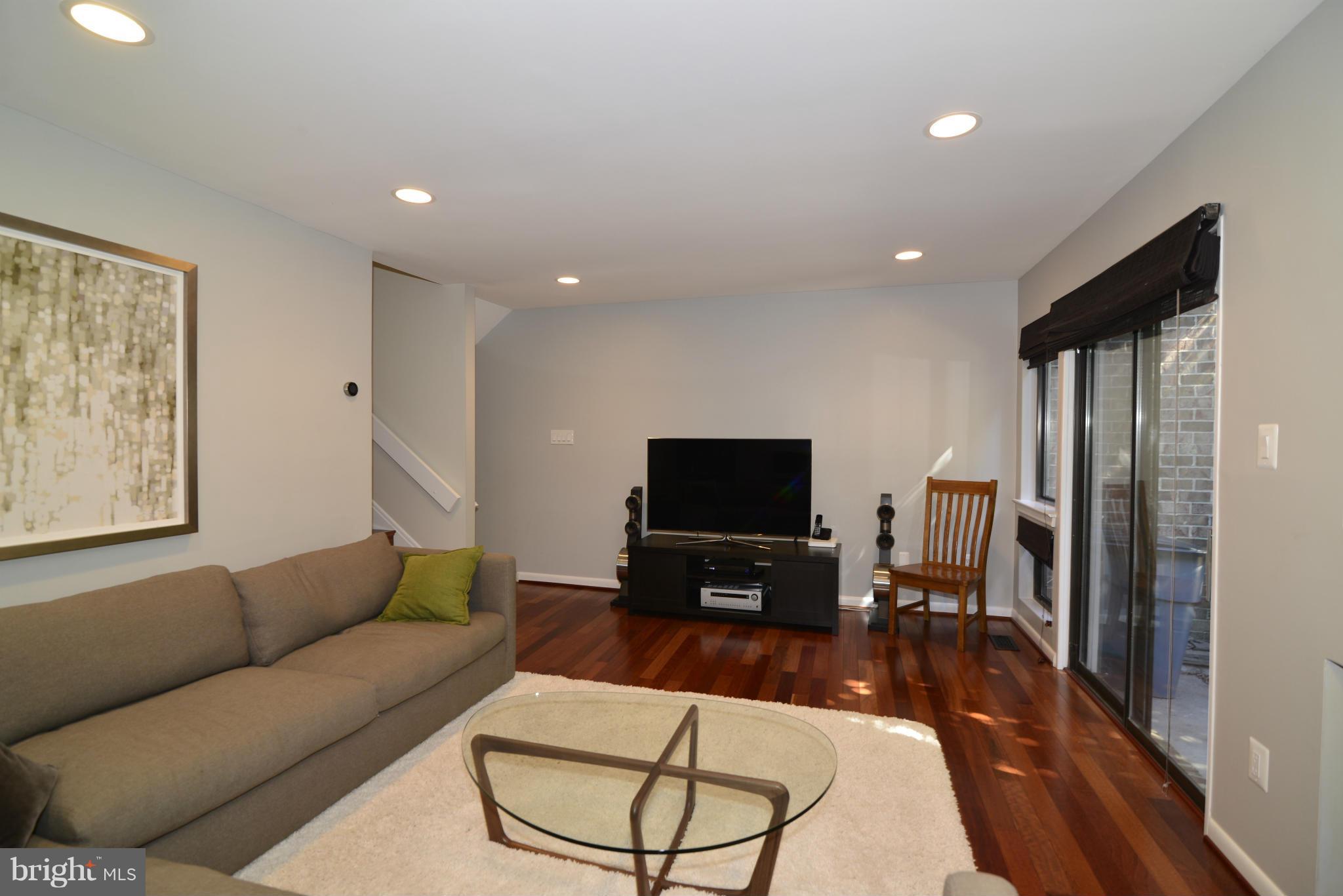 11019 Thrush Ridge Road Reston, VA 20191 - Photo 10 of 25 Dining Room