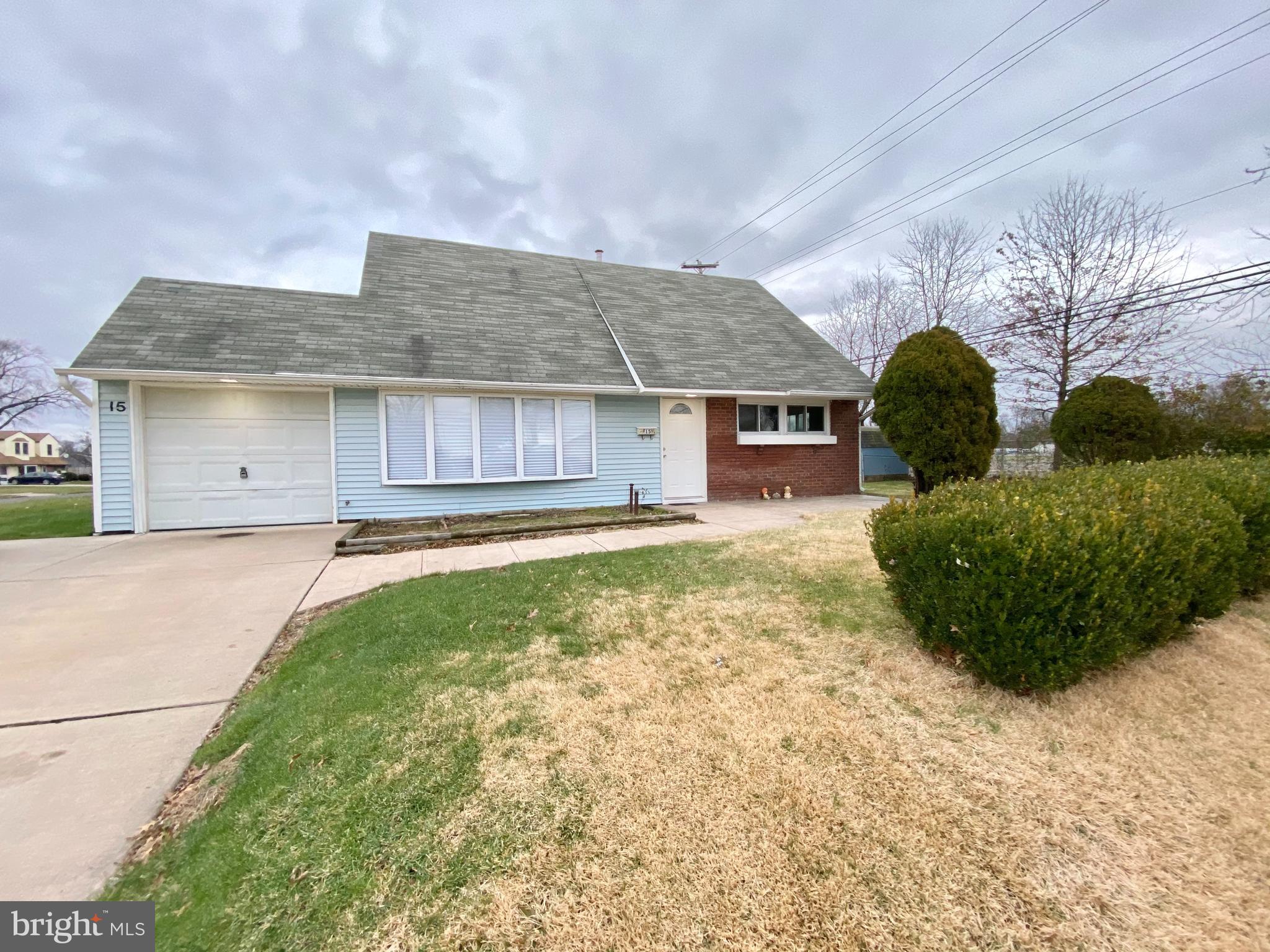 15 Hay Road Levittown, PA 19056 - Photo 1 of 28 Gallery Image 1
