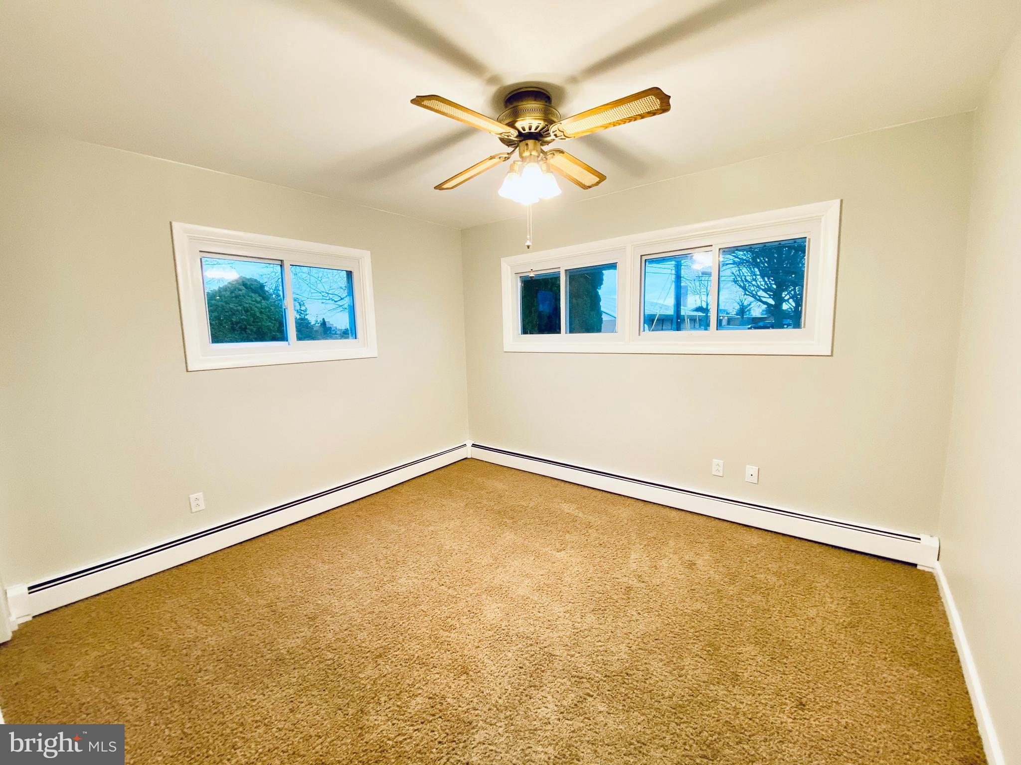 15 Hay Road Levittown, PA 19056 - Photo 12 of 28 Gallery Image 12
