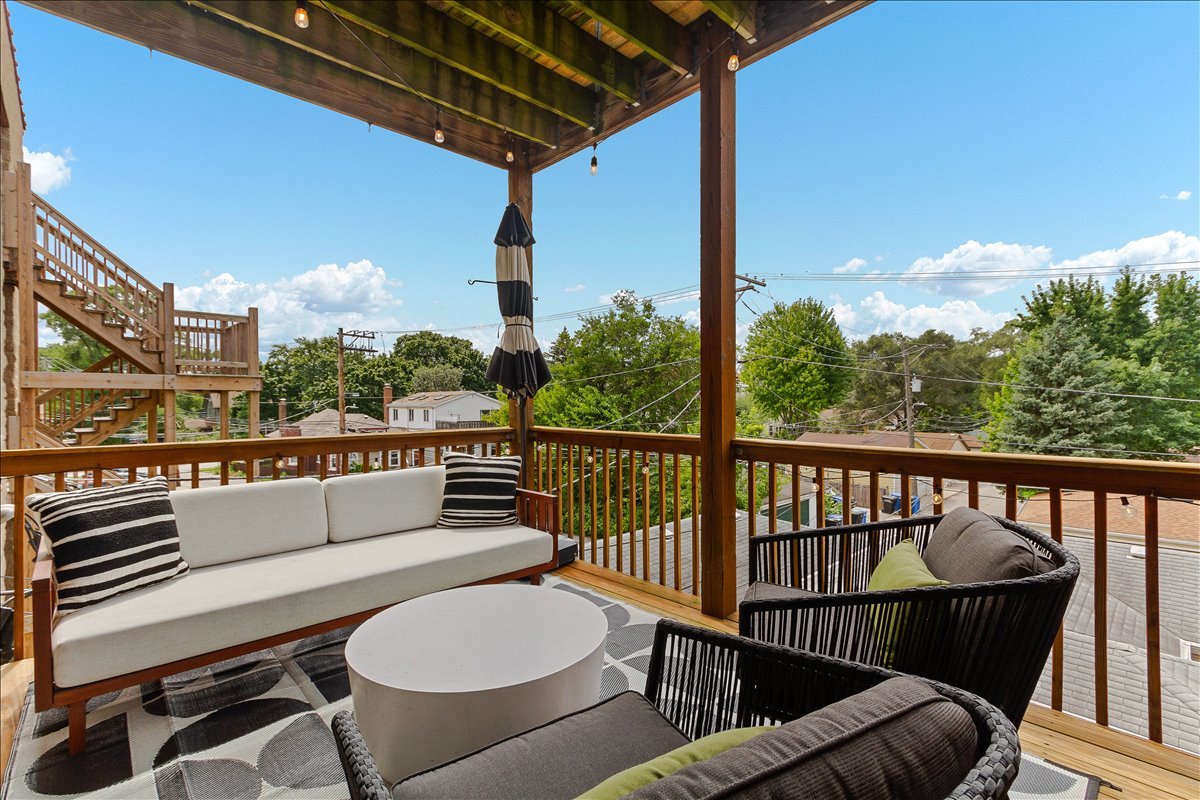 7028 North Ridge Boulevard, Unit 2S Chicago, IL 60645 - Photo 21 of 25