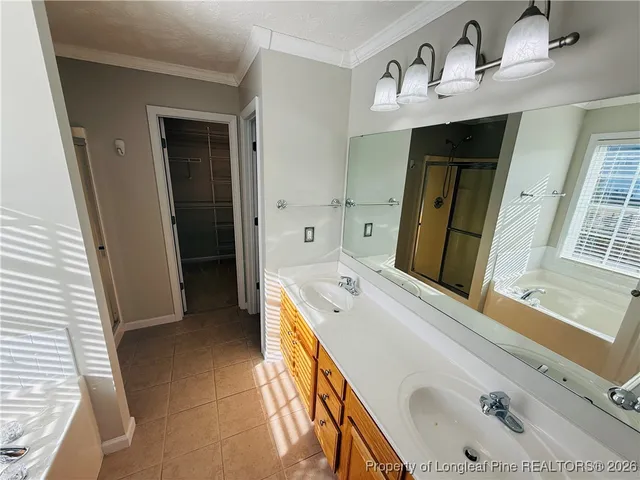 a view of empty room with windows