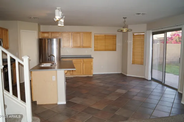 $1,995 | 8102 West Hammond Lane, Phoenix, AZ 85043