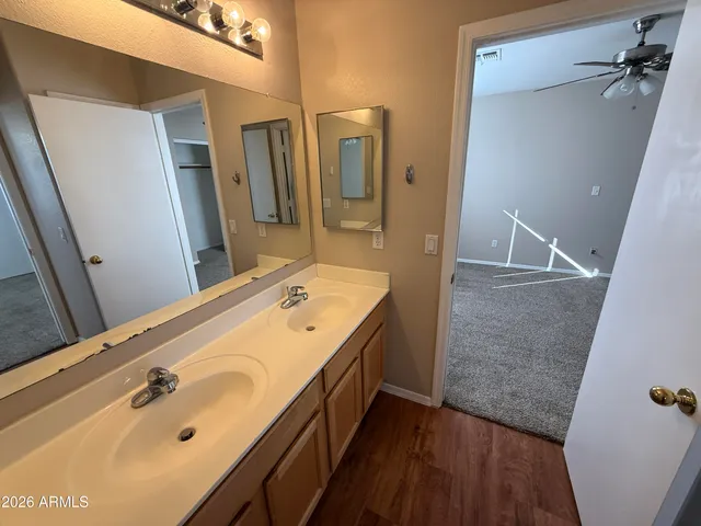 $1,995 | 8102 West Hammond Lane, Phoenix, AZ 85043