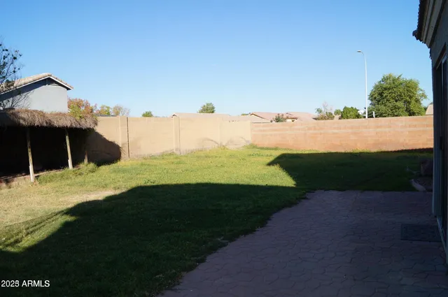 $1,995 | 8102 West Hammond Lane, Phoenix, AZ 85043