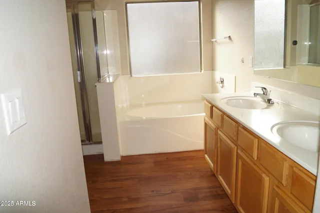 $1,995 | 8102 West Hammond Lane, Phoenix, AZ 85043