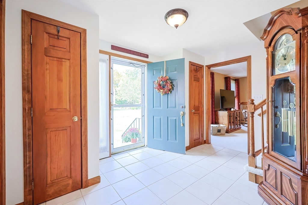 5 Chilmark Road Franklin, MA 02038 - Photo 8 of 24 Gallery Image 8