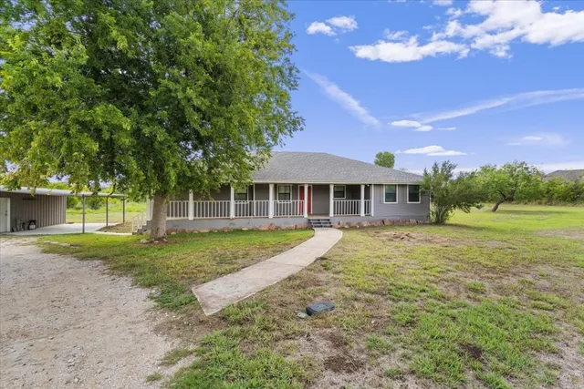 $2,195 | 3324 Farm To Market Road 1101, New Braunfels, TX 78130
