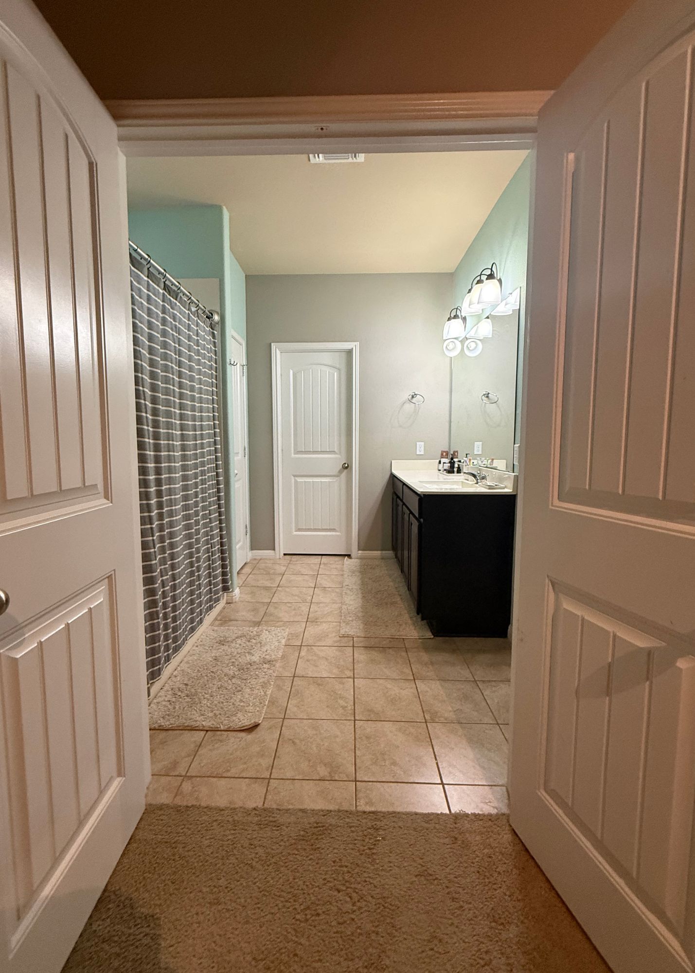 1529 Hamiltons Way Leander, TX 78641 - Photo 8 of 15 a view of empty room with wooden floor