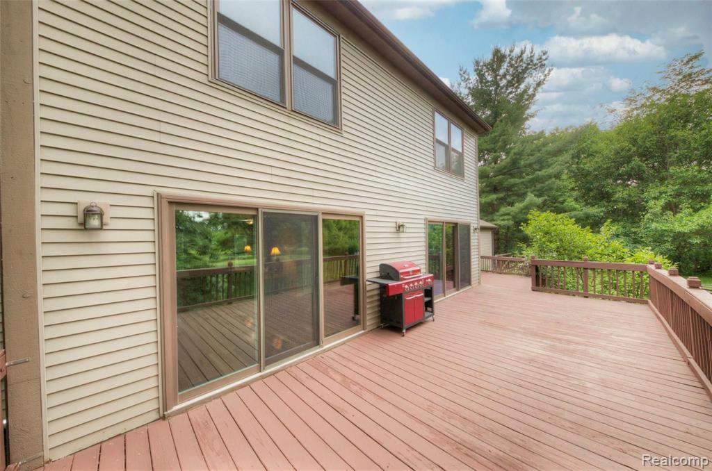 8164 Rattalee Lake Road Clarkston, MI 48348 - Photo 67 of 96