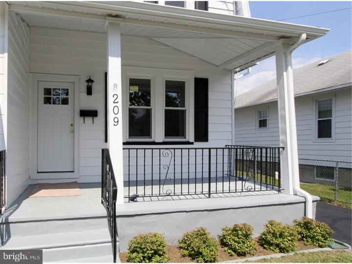 209 Lippincott Avenue Riverside, NJ 08075 - Photo 2 of 24
