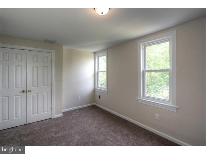 209 Lippincott Avenue Riverside, NJ 08075 - Photo 17 of 24