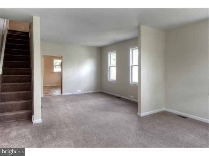 209 Lippincott Avenue Riverside, NJ 08075 - Photo 5 of 24