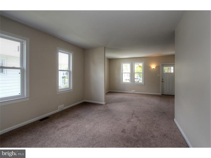 209 Lippincott Avenue Riverside, NJ 08075 - Photo 6 of 24