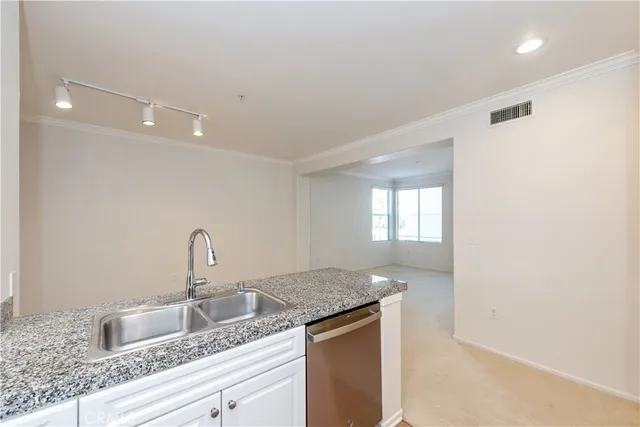 $2,700 | 3239 Watermarke Place, Irvine, CA 92612