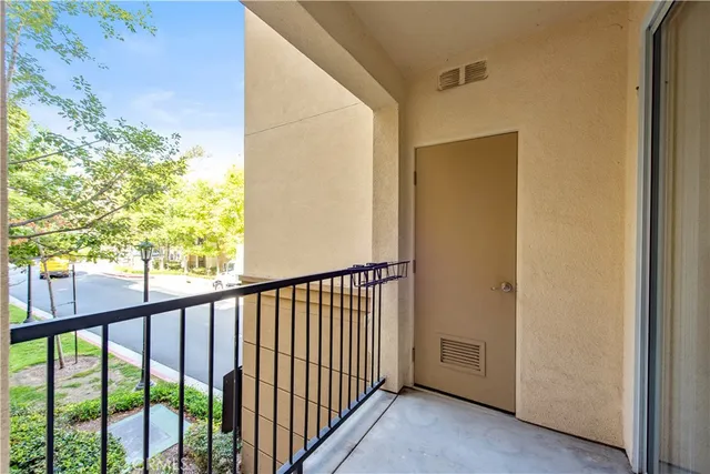 $2,700 | 3239 Watermarke Place, Irvine, CA 92612