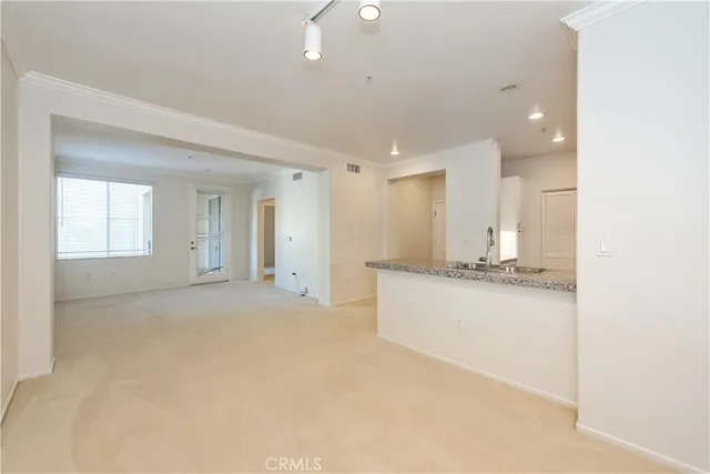 $2,700 | 3239 Watermarke Place, Irvine, CA 92612