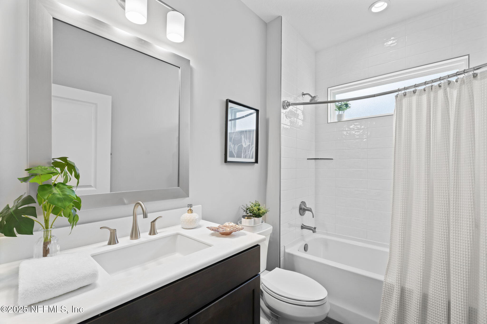 85 Nightfall Court St. Augustine, FL 32095 - Photo 39 of 108 Bathroom 2