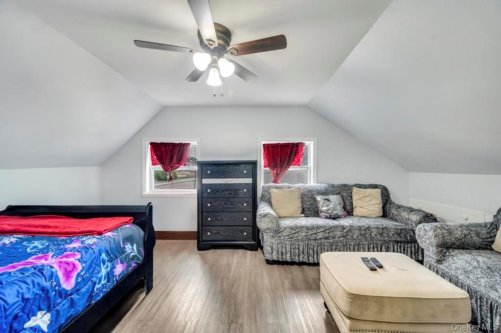 63 Blacksmith Road Levittown, NY 11756 - Photo 18 of 25