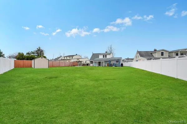 $829,999 | 63 Blacksmith Road, Levittown, NY 11756