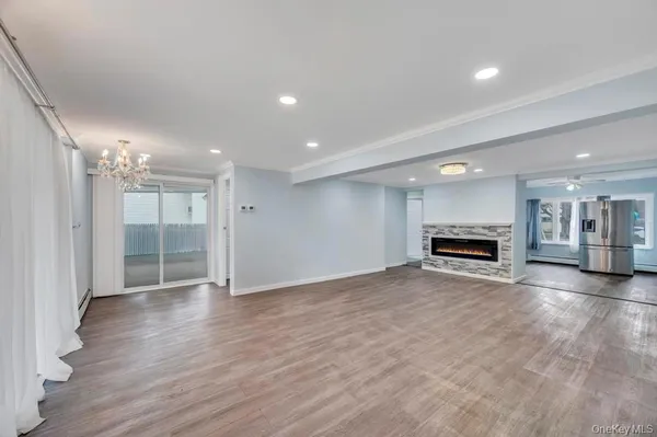 $829,999 | 63 Blacksmith Road, Levittown, NY 11756