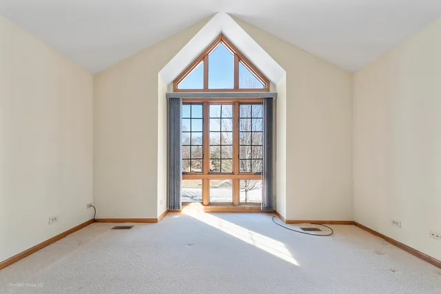 $600,000 | 17804 West Pond Ridge Circle, Gurnee, IL 60031