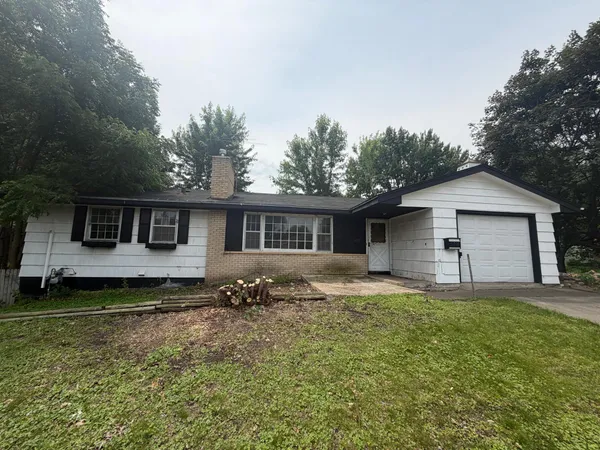 $199,000 | 3607 Lake Drive, Robbinsdale, MN 55422