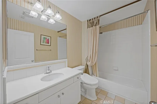 $2,360,000 | 22 Arborside, Irvine, CA 92603