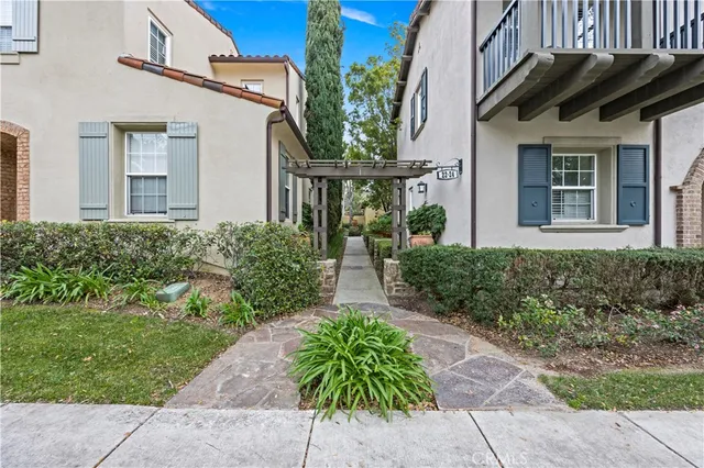 $2,360,000 | 22 Arborside, Irvine, CA 92603