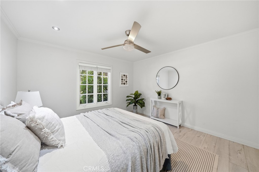 185 Streamwood Irvine, CA 92620 - Photo 12 of 29
