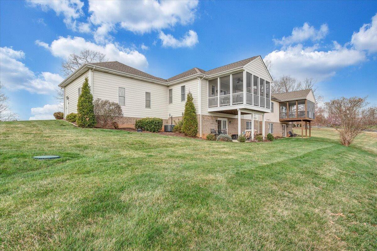 2302 Lake Retreat Road Huddleston, VA 24104 - Photo 61 of 74 60-MIB05743