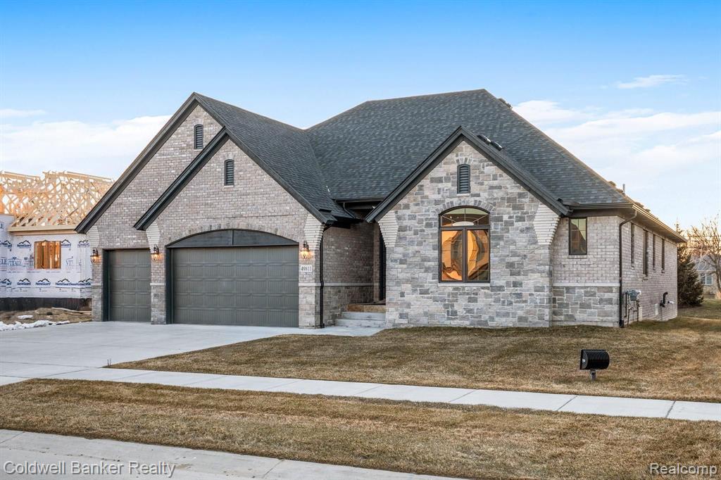1060 Birkshire Ridge Rochester Hills, MI 48307 - Photo 1 of 35