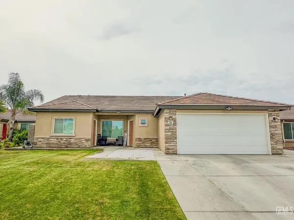 $405,000 | Undisclosed Address, Delano, CA 93215