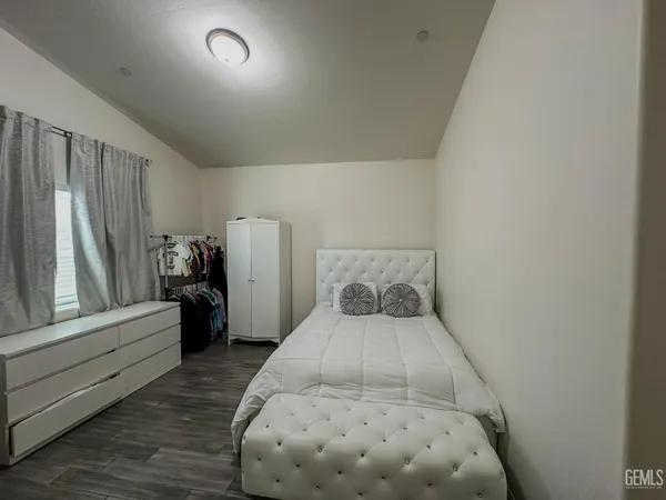$405,000 | Undisclosed Address, Delano, CA 93215