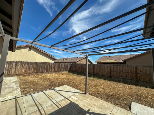 $405,000 | Undisclosed Address, Delano, CA 93215