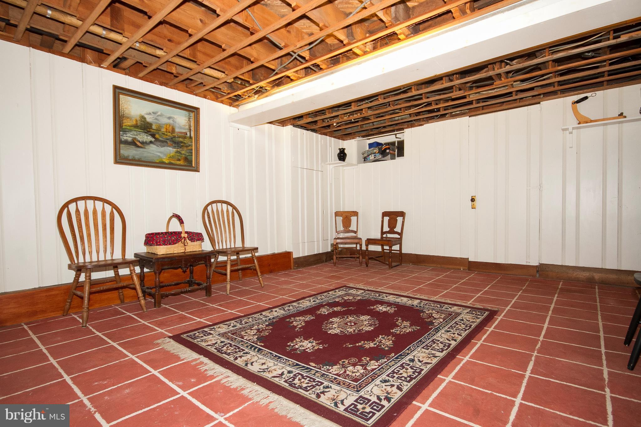 601 Dunkirk Road Baltimore, MD 21212 - Photo 9 of 22 a view of a room with table and chairs