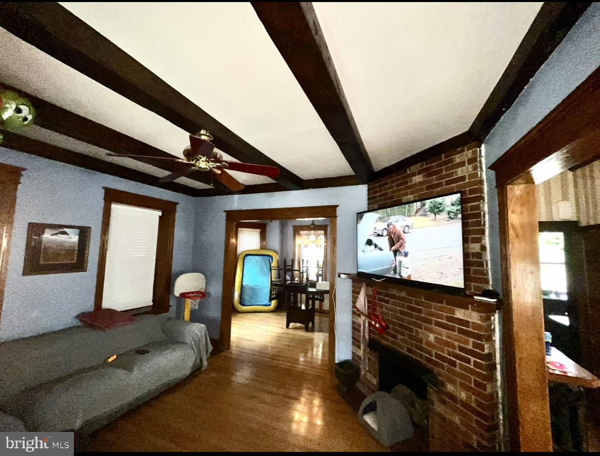 33 South Madison Avenue Upper Darby, PA 19082 - Photo 13 of 39
