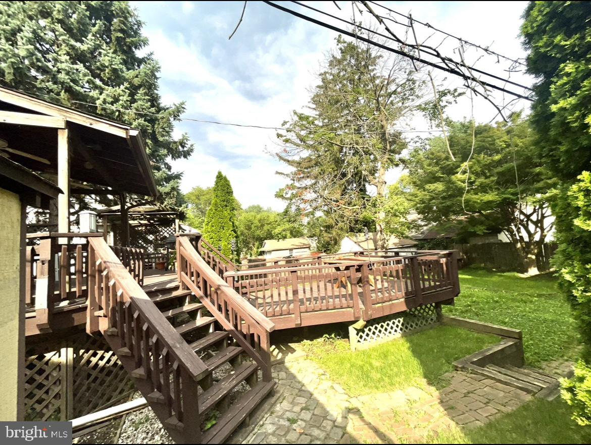33 South Madison Avenue Upper Darby, PA 19082 - Photo 30 of 39