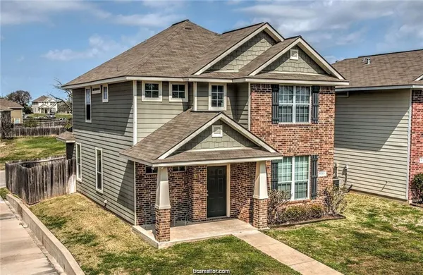 $2,300 | 4115 McFarland Drive, College Station, TX 77845