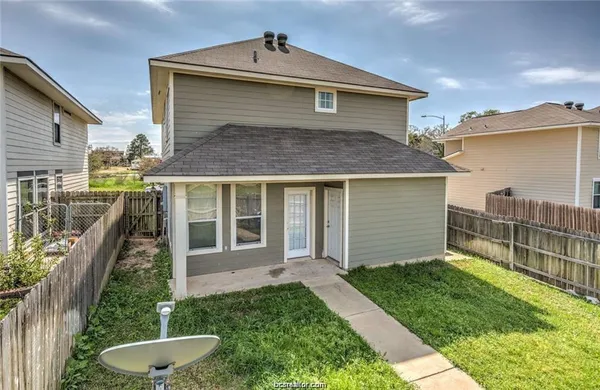 $2,300 | 4115 McFarland Drive, College Station, TX 77845