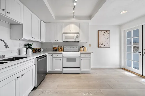 $1,500,000 | 16090 Tortola Circle, Huntington Beach, CA 92649