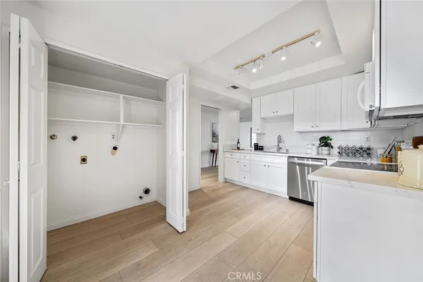 $1,500,000 | 16090 Tortola Circle, Huntington Beach, CA 92649