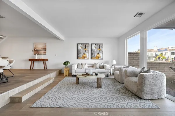 $1,500,000 | 16090 Tortola Circle, Huntington Beach, CA 92649