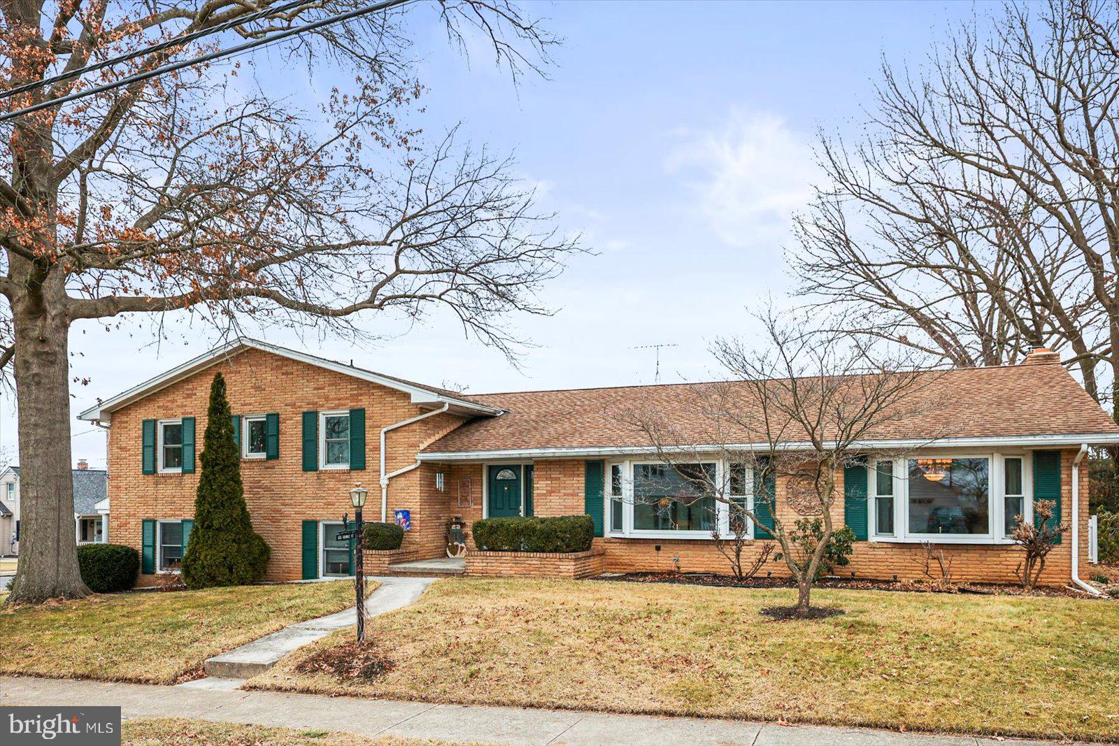 155 George Street Hanover, PA 17331 - Photo 1 of 52